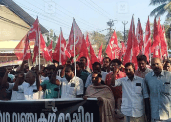 ‘ജി.സുധാകരനു പെൻഷൻ വാങ്ങി വീട്ടിൽ ഇരുന്നാൽ പോരെ; മാൻഡ്രേക്കിനെ ഇനി കോൺഗ്രസുകാർ സഹിക്കട്ടെ, കോൺഗ്രസ് 14 കഷണം ആണെങ്കിൽ സുധാകരൻ 28 കഷണമാക്കും ‘- ആലപ്പുഴ ജില്ലാ കമ്മിറ്റിയംഗം