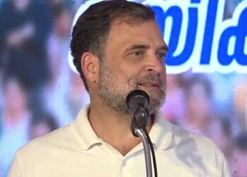 എന്റെ പേരിൽ 36 കേസുകളുണ്ട്, 55 മണിക്കൂർ തുടർച്ചയായി എന്നെ ചോദ്യംചെയ്തു, കേരള മുഖ്യമന്ത്രിയെ ബിജെപി ആക്രമിക്കുന്നില്ല എന്നതിന്റെ ആദ്യ തെളിവാണിത്, പ്രധാനമന്ത്രി ഇവിടെ വന്നു, അദ്ദേഹം ശബരിമലയിൽ സംഭവിച്ച കാര്യങ്ങളെക്കുറിച്ച് മറന്നുപോയിരിക്കുന്നു- രാഹുൽ ​ഗാന്ധി