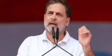 എങ്ങിനെയാണ് യഥാർത്ഥ ഇടതുപക്ഷ പാർട്ടിക്ക്  ബിജെപിയുമായി ചേർന്ന് പോകാൻ കഴിയുന്നത്?? ആർഎസ്എസിനെ എതിർക്കുന്നവരെ എതിർക്കാൻ ആണ് മുഖ്യമന്ത്രി ശ്രമിക്കുന്നത്,  കോൺഗ്രസിനെ നിയന്ത്രിക്കാൻ സാധിക്കില്ലെന്ന് ബിജെപിക്ക് നന്നായി അറിയാം, മോദിയും പിണറായിയും പരസ്പരം വിമര്‍ശിക്കാറേ ഇല്ല, സിപിഎം കോർപ്പറേറ്റ് പാർട്ടി ആയി മാറിയെന്ന് രാഹുല്‍ ഗാന്ധി