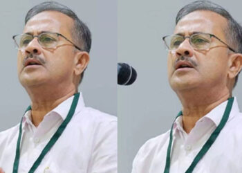 ഭരണം നഷ്ടപ്പെട്ടാല്‍ പിണറായി വിജയന്‍ ജയിലില്‍ കഴിയേണ്ടി വരും, അത് അയാള്‍ക്ക് വ്യക്തമായി അറിയാം,   പത്ത് വര്‍ഷത്തെ ദുര്‍ഭരണത്തെ കുറിച്ചാണ് ജനങ്ങള്‍ക്ക് പറയാനുള്ളത്,   ഏത് ചെകുത്താനെയും കൂട്ടുപിടിച്ച് അധികാരത്തില്‍ കയറുമെന്ന ഇഎംഎസിന്റെ അതേ നയമാണ് മുഖ്യമന്ത്രിക്കും- പി എംലഎ സലാം വേങ്ങര