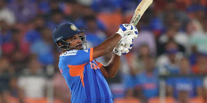 ഇങ്ങനെയാണല്ലേ കടിച്ച പാമ്പിനെക്കൊണ്ട് തന്നെ വിഷമിറക്കിക്കുന്നത്!! !! കിവീസിലൂടെ തുടങ്ങിയ അപമാനത്തിനും തഴയലിനും കിവീസിൽകൂടിത്തന്നെ കണക്കുതീർത്ത് മലയാളി താരം!! അഞ്ച് കളിയിലൂടെ ‘പ്ലെയർ ഓഫ് ദി ടൂർണമെന്റ്’, കോലിയുടെ 12 വർഷം ടി20 ലോകകപ്പ് റെക്കോർഡ് തകർത്തു, സിക്സർ- 24