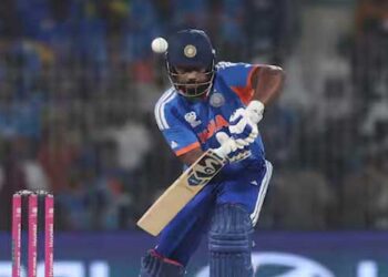 ആരാ പറഞ്ഞത് ഞങ്ങളുടെ ചേട്ടന് ആർച്ചറെ പേടിയാണെന്ന്… ആർച്ചറെ പഞ്ഞിക്കിട്ട് സഞ്ജു!! 7 സിക്സ്, 8 ഫോർ, 89 റൺസെടുത്ത് പുറത്ത്, സ്കോർ ഇന്ത്യ: 184-3