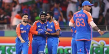 ചോദ്യം- ‘സഞ്ജു, 97, 89… രണ്ട് സെഞ്ചുറികൾ പാഴായി, നിരാശ തോന്നുന്നുണ്ടോ?.’.. “സാർ ഇത് ടെസ്റ്റോ, ഏകദിനമോ അല്ല, കളിച്ചത് രാജ്യത്തിനു വേണ്ടിയാണ്, ഇത് വാംഖഡെയാണ് 200 ഒക്കെ അവർക്ക് പുഷ്പം പോലെ ചെയ്ത് ചെയ്യാം, പരമാവധി റൺസ് അതുമാത്രമായിരുന്നു ലക്ഷ്യം… ഈ മാൻ ഓഫ് ദി മാച്ച് അവാർഡ് യഥാർത്ഥത്തിൽ ബുമ്രയ്ക്കുള്ളതാണ്, ഒരു തലമുറയിൽ ഒരിക്കൽ മാത്രം സംഭവിക്കുന്ന അത്ഭുതമാണ് അദ്ദേഹം…