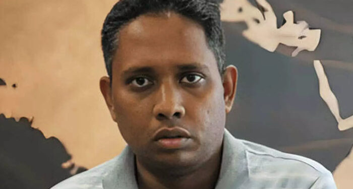 ആള് പേടിച്ച് വിറച്ചിരിക്കുകയായിരുന്നു, തിരിച്ചു തല്ലാതിരുന്നത് പേടി കൊണ്ടല്ല, കേസിനു പോകാൻ താല്പര്യമില്ലാത്തതു കൊണ്ടാണ്, ആട് 3’യ്ക്ക് നെ​ഗറ്റീവ് റിവ്യൂ കൊടുത്ത ആറാട്ടണ്ണനെ പഞ്ഞിക്കിട്ട് യുവാവ്, ഒടുവില്‍ മാപ്പ് പറച്ചില്‍