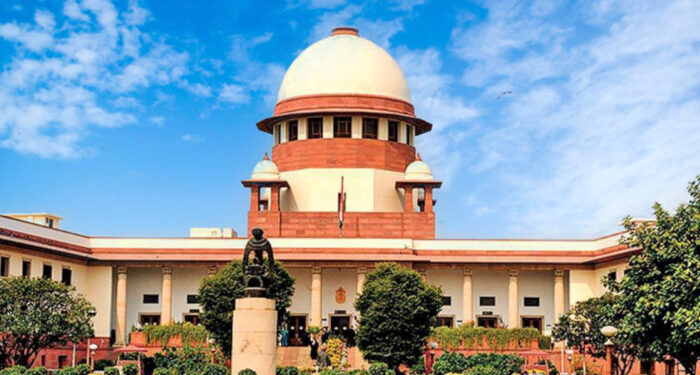 വിവാഹം കഴിക്കുന്നത് വേലക്കാരിയെയല്ല!!! പാചകം ചെയ്യാത്ത സ്ത്രീ ക്രൂരയുമല്ല, അടുക്കളപ്പണിയും അലക്കുമെല്ലാം പുരുഷന്മാരും ചെയ്യണം- സുപ്രീം കോടതി