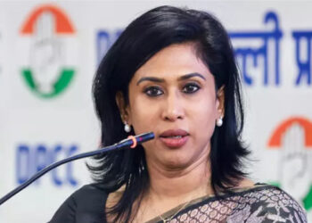 കോണ്‍ഗ്രസിലെ വനിതകളുടെ നിലവിലത്തെ സ്ഥിതി പരിതാപകരം, അര്‍ഹിക്കുന്ന പ്രാധാന്യം അവര്‍ക്ക് ലഭിക്കുന്നില്ല, 92 സീറ്റുകളില്‍ വെറും ഒന്‍പതെണ്ണം മാത്രമാണ് വനിതകള്‍ക്ക് ലഭിച്ചത്, കേരളത്തിലെ സ്ത്രീകളെ രക്ഷിക്കാന്‍ രാഹുല്‍ ഗാന്ധി തയ്യാറാകണമെന്ന് ഷമ മുഹമ്മദ്