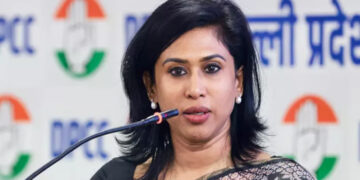 കോണ്‍ഗ്രസിലെ വനിതകളുടെ നിലവിലത്തെ സ്ഥിതി പരിതാപകരം, അര്‍ഹിക്കുന്ന പ്രാധാന്യം അവര്‍ക്ക് ലഭിക്കുന്നില്ല, 92 സീറ്റുകളില്‍ വെറും ഒന്‍പതെണ്ണം മാത്രമാണ് വനിതകള്‍ക്ക് ലഭിച്ചത്, കേരളത്തിലെ സ്ത്രീകളെ രക്ഷിക്കാന്‍ രാഹുല്‍ ഗാന്ധി തയ്യാറാകണമെന്ന് ഷമ മുഹമ്മദ്