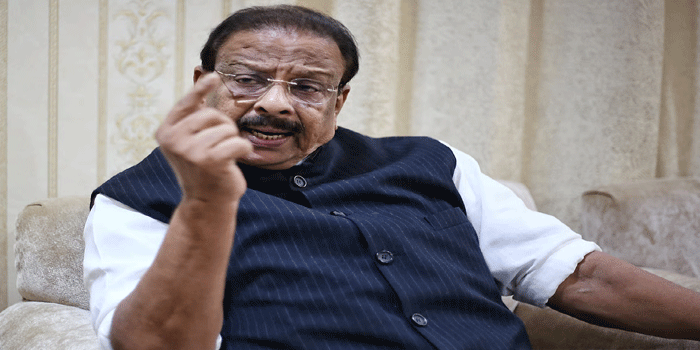 കെ സുധാകരൻ സ്വതന്ത്രനായി കളത്തിലിറങ്ങും? ഇന്ന് ഉച്ചയോടെ അറിയാം; കണ്ണും നട്ട് രാഷ്ട്രീയ കേരളം;