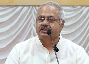 മുസ്ലീം രാജ്യങ്ങൾ പോലും റോഡുകളിൽ പ്രാർത്ഥന അനുവദിക്കുന്നില്ല,  എന്നാൽ ഇന്ത്യയിൽ നിയന്ത്രിച്ചാല്‍ എതിര്‍പ്പുമായി പലരും വരും, ആരാധനയ്‌ക്കായി പ്രത്യേക സ്ഥലങ്ങൾ നിശ്ചയിച്ചിട്ടുണ്ട്, സർക്കാർ റോഡുകളിലല്ല നമസ്‌കരിക്കേണ്ടത്- ആർ എസ് എസ് നേതാവ്