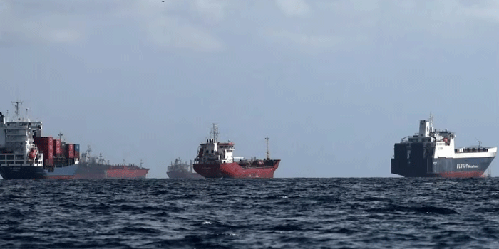 യുദ്ധം അവസാനിച്ചാലും ഹോർമൂസിൽ പിടിമുറുക്കാൻ ഇറാൻ;  ഇതുവഴി പോകുന്ന കപ്പലുകൾ ഇനി ടോൾ നല്കണം; ഇറാനെതിരെ ഉപരോധം ഏർപ്പെടുത്തിയ രാജ്യങ്ങൾക്കുമേൽ കൂതുതൽ നിയന്ത്രണങ്ങൾ