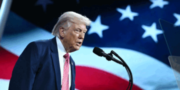 ‘ഹോർമൂസ് ‘കടലിടുക്കിന് ട്രംപിന്റെ വക പുതിയ പേര്!  പ്രസം​ഗത്തിനിടെ ‘ഇറാൻ ‘സ്ട്രെയിറ്റ് ഓഫ് ട്രംപ്’ ഉടൻ തുറക്കണം‘ എന്ന് പരാമർശം; തമാശയ്ക്ക് പറഞ്ഞതാണെന്ന് വിശദീകരണം