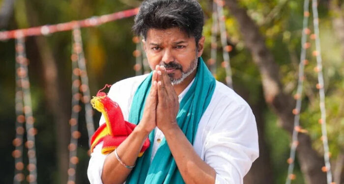 നമ്മൾ ഒന്നിച്ചുനിന്ന് തമിഴ്നാടിനെ രക്ഷിക്കണം, ഞാൻ എന്റെ സമ്പന്ന ജീവിതം ഉപേക്ഷിച്ചു വന്നത് നിങ്ങൾക്കുവേണ്ടി,  ഞാനെന്നും സത്യസന്ധനും പ്രതിബദ്ധതയുള്ളവനുമായിരിക്കുമെന്ന് വിജയ്