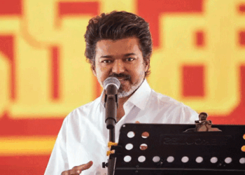 ‘സിനിമ നല്കിയ സമ്പാദ്യവും ആഢംബരജീവിതവും ഉപേക്ഷിച്ചു; ഇനിയുള്ള കാലം ജനസേവനത്തിനായി; ഈ  തിരഞ്ഞെടുപ്പിൽ  ‘വിസിൽ’ വിപ്ലവം സൃഷ്ടിക്കും‘: വിജയ്