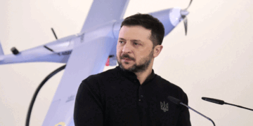 ​യുഎസ്- ഇസ്രായേൽ സഖ്യത്തിന് സഹായഹസ്തവുമായി യുക്രെയ്ൻ; ഇറാനെ പ്രതിരോധിക്കാനുള്ള തന്ത്രവുമായി ​ഗൾഫ് രാജ്യങ്ങളിലേയ്ക്ക്​ വിദ​ഗ്ധ സൈനീക സംഘത്തെ അയച്ച് സെലെൻസ്‌കി