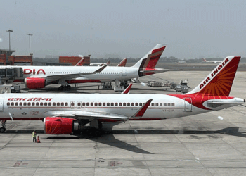 ഇസ്രയേലിലേയ്ക്കുള്ള വിമാന സർവീസുകൾ മെയ് 31 വരെ നിർത്തിവെച്ച് എയർ ഇൻഡ്യ; തീരുമാനം സുരക്ഷാ സാഹചര്യങ്ങളിലെ അനിശ്ചിതത്വവും അപകടസാധ്യതകളും പരി​ഗണിച്ച്