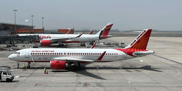 ഇസ്രയേലിലേയ്ക്കുള്ള വിമാന സർവീസുകൾ മെയ് 31 വരെ നിർത്തിവെച്ച് എയർ ഇൻഡ്യ; തീരുമാനം സുരക്ഷാ സാഹചര്യങ്ങളിലെ അനിശ്ചിതത്വവും അപകടസാധ്യതകളും പരിഗണിച്ച്