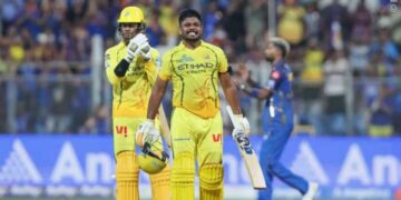 മുംബൈയുടെ പക്കൽ അഞ്ച് പ്രധാന ബൗളർമാർ, അവസാന ഓവറുകളിൽ ഹർദിക്കിന് പുതിയൊരു ബൗളറെ പന്തേൽപ്പിക്കേണ്ടിവരും… കൃത്യമായി വല വിരിച്ച് അവൻ കാത്തിരുന്നു ആ ആറാമനായി… 20-ാം ഓവറിൽ സഞ്ജു അക്കീലിനോട് പറഞ്ഞത് ഒന്നു മാത്രം ആ ഓവറിലെ ആറ് പന്തുകളും എനിക്ക് തന്നെ നേരിടണം… ‌‌ഇവനെല്ലേ ശരിക്കും ക്യാപ്റ്റൻ