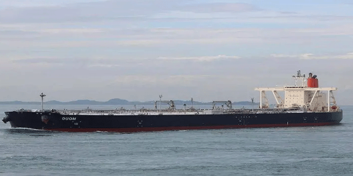 ഏഴുവർഷത്തിനുശേഷം ഇറാനിയൻ എണ്ണക്കപ്പലുകൾ ഇന്ത്യൻ തീരത്തെത്തി; ഒഡിഷയിലെ പാരദീപ് തുറമുഖത്ത് ഇരുപത് ലക്ഷം വീപ്പ എണ്ണയുമായി ‘ജയ’യും  ഗുജറാത്തിലെ സിക്ക തുറമുഖത്ത് ‘ഫെലിസിറ്റി’യും നങ്കൂരമിട്ടു