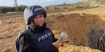 ലെബനീസ് മാധ്യമ പ്രവർത്തകയെ കൊലപ്പെടുത്തി ഇസ്രയേൽ സൈന്യം; മറ്റൊരാൾക്ക് ​പരിക്കേറ്റു; മിസൈൽ ആക്രമണം ഭയന്ന് ഒരു വീട്ടിൽ അഭയം പ്രാപിച്ച മാധ്യമപ്രവർത്തകരെ പിന്തുടർന്നെത്തി  ആക്രമിക്കുകയായിരുന്നു