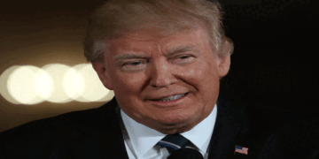 ലെബനനും ഇസ്രയേലും പത്തു ദിവസത്തെ വെടിനിർത്തലിന് ധാരണയായെന്ന് ട്രംപ്; ‘തുടർ ചർച്ചകൾക്കായി ഇരുരാജ്യങ്ങളുടെയും തലവന്മാരെ  വൈറ്റ് ഹൗസിലേക്ക് ക്ഷണിച്ചിട്ടുണ്ട്‘