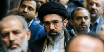 മുജ്തബ ഖമനേയി ജീവനോടെയുണ്ടോ? റഷ്യയിലേക്ക് ചികിത്സയ്ക്കായി കൊണ്ടുപോയതാണോ? അഭ്യൂഹങ്ങൾക്ക് വിരാമമിട്ട് ഇറാനിലെ റഷ്യൻ അംബാസഡർ