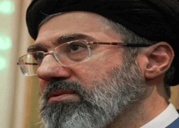 ഇസ്രയേൽ വ്യോമാക്രമണം: മൊജ്താബ ഖമനേയുടെ മുഖം വികൃതമായി,കാലുകളിൽ ​ഗുരുതര പരിക്ക്; ; ചികിത്സ തുടരുന്നു