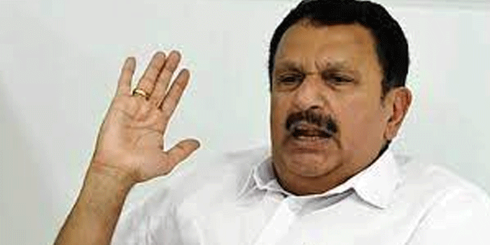 ‘പ്രതിപക്ഷ നേതാവിനെ എൽഡിഎഫ് തീരുമാനിക്കട്ടെ; യുഡിഎഫിന് മുഖ്യമന്ത്രിയെ തീരുമാനിക്കാൻ സമയമുണ്ട്; എന്റെ വ്യക്തിപരമായ അഭിപ്രായം  നാലാം തീയതിക്ക് ശേഷം മാത്രമേ പരസ്യമായി വെളിപ്പെടുത്തും‘: കെ. മുരളീധരൻ