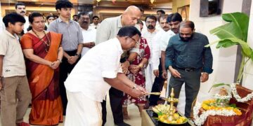 അക്ഷയ തൃതീയ ആഘോഷത്തിൽ സ്വർണ വിപണി, സംസ്ഥാനതല ഉദ്ഘാടനം കോഴിക്കോട് അക്ഷയ ജ്വല്ലേഴ്സിൽ