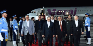 പോയ പോലെ തിരിച്ച് വരുന്നു; അരാ​ഗ്ചിയും സംഘവും വീണ്ടും പാക്കിസ്ഥാനിലേയ്ക്ക്; അവിടെ നിന്ന് റഷ്യയിലേയ്ക്ക്; യുദ്ധ കാര്യത്തിൽ മാറ്റമുണ്ടാകുമോ?