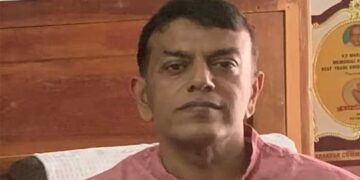 കോളേജിലെ ലൈബ്രറി ഡിജിറ്റൈസേഷൻ പദ്ധതിയിൽ തിരിമറിനടന്നതായി ആരോപണം നേരിട്ട പ്രൊഫസറെ തരംതാഴ്ത്തി… ഇടതുപക്ഷ അനുഭാവിയായ ഡീൻ ഡോ. വിനു തോമസിനെതിരെ നടപടിയെടുത്ത വിഎസിന്റെ മകനെ ഐഎച്ച്ആർഡിയിൽനിന്നു പുറത്താക്കണം- വിഎ അരുൺകുമാറിനെ പുറത്താക്കാൻ മുറവിളികൂട്ടി സിപിഎം അനുകൂല സംഘടനയുടെ സമരം