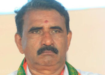 ടിപ്പു സുൽത്താൻ നിരവധി  ഹിന്ദുക്കളെ കൊല്ലുകയും ക്ഷേത്രങ്ങള്‍ തകര്‍ക്കുകയും ചെയ്തയാളാണ്, ഈ നാടും  അയാളും തമ്മില്‍ എന്ത് ബന്ധം?? എന്തുകൊണ്ട്  റോഡിന് വേലായുധന്‍ പണിക്കശ്ശേരിയുടെ പേരിടുന്നില്ല?? ഇതെല്ലാം മാറണം…- ബി.ഗോപാലകൃഷ്ണൻ