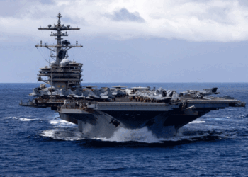 ഹൊർമൂസിൽ മാത്രമല്ല, കടൽ വെള്ളത്തിലിറങ്ങാൻ ഇറാനെ സമ്മതിക്കില്ല; സമുദ്രനിരീക്ഷണം ശക്തമാക്കി യുഎസ് സൈന്യം;  ഇന്ത്യൻ മഹാസമുദ്രത്തിൽ നിലയുറപ്പിച്ച് യുഎസ്എസ് ജോർജ് എച്ച് ഡബ്ല്യു ബുഷ്