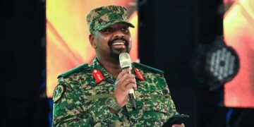 2022ൽ ഇറ്റാലിയൻ പ്രധാനമന്ത്രിയെ വിവാഹം കഴിക്കണമെന്നായിരുന്നു യുഗാണ്ട പ്രസിഡന്റിന്റെ മകന്റെ ആവശ്യം, ഇത്തവണ കല്യാണം കഴിക്കാൻ തുർക്കിയിൽ നിന്ന് ഒരു സുന്ദരിയേയും ഒരു ബില്യൺ ഡോളറും… ‘ആവശ്യം നിറവേറ്റിയില്ലെങ്കിൽ തുർക്കിയുടെ എംബസി പൂട്ടിക്കും, യുഗാണ്ടയുടെ വ്യോമപരിധിയിൽ വിമാനക്കമ്പനികൾക്ക് വിലക്ക് ഏർപ്പെടുത്തും, ഇരുരാജ്യങ്ങളും തമ്മിലുള്ള സകല നയതന്ത്രബന്ധവും വിച്ഛേദിക്കും’