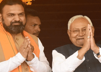 ബീഹാർ ഭരണചരിത്രത്തിൽ പുതിയ അധ്യായം; മുഖ്യമന്ത്രി നിതീഷ് കുമാർ രാജിവെച്ചു; സാമ്രാട്ട് ചൗധരി  മുഖ്യമന്ത്രിയായി സ്ഥാനമേൽക്കും