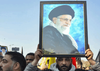 സുരക്ഷാ വെല്ലുവിളികൾ ; മുൻ പരമോന്നത നേതാവ് ആയത്തുള്ള അലി ഖമനേയിയുടെ മൃതദേഹം സംസ്‌കരിക്കാനാകാതെ ഇറാൻ