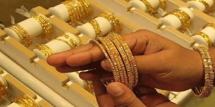 വിലയുടെ ആകാശത്തേരിൽ ‘പൊന്ന്‘; ഈ മാസത്തെ ഏറ്റവും കൂടിയ നിരക്ക്; ഇന്ന് 1,12, 880 രൂപ