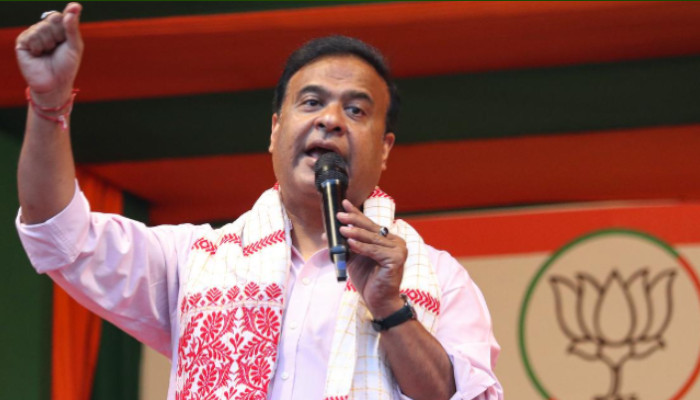 “ഇപ്പോൾ, മുസ്ലിംകൾ ബീഫ് കഴിക്കുന്നില്ല”, എരുമ മാംസമാണ് കഴിക്കുന്നത്, ഗോമാംസം കഴിക്കുന്നവരെ ഞാൻ വെറുതെ വിടില്ല, അവര്ക്കെതിരെ കേസെടുക്കും, അസം ജനത പരിഷത്ത് സ്ഥാനാര്ത്ഥിയെ വിരട്ടി ഹിമന്ദ ബിശ്വ ശർമ്മ