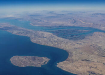 അമേരിക്കയുടെ ‘മാക്സിമലിസ്റ്റ്’ നിലപാടുകൾ ചർച്ചകൾക്ക് തടസം, ഞങ്ങൾക്ക് കടന്നുപോകാൻ കഴിയുന്നില്ലെങ്കിൽ മറ്റുള്ളവരെ കടത്തിവിടുന്നത് അസാധ്യമാണ്,  സമ്പുഷ്ടീകരിച്ച യുറേനിയം അമേരിക്കയ്ക്ക് കൈമാറില്ല,  ഉപരോധം നീക്കാതെ പിന്നോട്ടില്ലെന്ന് ഇറാന്‍