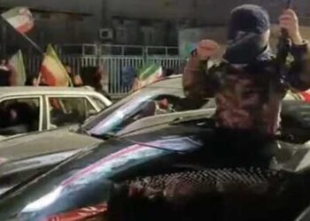 ഡ്രോൺ ആക്രമണത്തിൽ കൊല്ലപ്പെട്ട 11 കാരൻ അലിറേസ ജാഫാരിയെത്തിയത് ബാസിജ് അംഗമായ പിതാവിനെ സഹായിക്കാൻ!! 12, 13 വയസുള്ള ആൺകുട്ടികളേയും പെൺകുട്ടികളേയും ഇറാൻ സുരക്ഷാ സേനകളിലേക്ക് റിക്രൂട്ട് ചെയ്യുന്നതായി മനുഷ്യാവകാശ സംഘടന, റിക്രൂട്ട്മെന്റ് മാതൃഭൂമിയെ സംരക്ഷിക്കാനെന്ന പേരിൽ