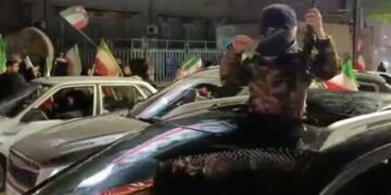 ഡ്രോൺ ആക്രമണത്തിൽ കൊല്ലപ്പെട്ട 11 കാരൻ അലിറേസ ജാഫാരിയെത്തിയത് ബാസിജ് അംഗമായ പിതാവിനെ സഹായിക്കാൻ!! 12, 13 വയസുള്ള ആൺകുട്ടികളേയും പെൺകുട്ടികളേയും ഇറാൻ സുരക്ഷാ സേനകളിലേക്ക് റിക്രൂട്ട് ചെയ്യുന്നതായി മനുഷ്യാവകാശ സംഘടന, റിക്രൂട്ട്മെന്റ് മാതൃഭൂമിയെ സംരക്ഷിക്കാനെന്ന പേരിൽ