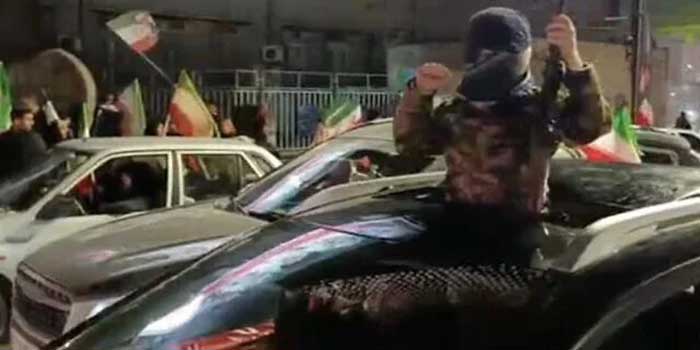 ഡ്രോൺ ആക്രമണത്തിൽ കൊല്ലപ്പെട്ട 11 കാരൻ അലിറേസ ജാഫാരിയെത്തിയത് ബാസിജ് അംഗമായ പിതാവിനെ സഹായിക്കാൻ!! 12, 13 വയസുള്ള ആൺകുട്ടികളേയും പെൺകുട്ടികളേയും ഇറാൻ സുരക്ഷാ സേനകളിലേക്ക് റിക്രൂട്ട് ചെയ്യുന്നതായി മനുഷ്യാവകാശ സംഘടന, റിക്രൂട്ട്മെന്റ് മാതൃഭൂമിയെ സംരക്ഷിക്കാനെന്ന പേരിൽ