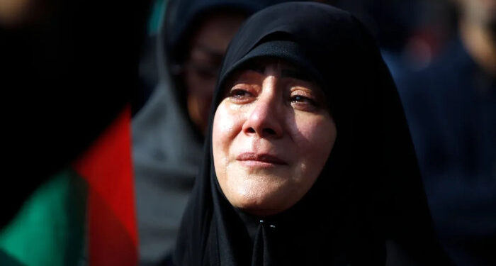 “കടുപ്പം കൂടിയ പ്രഹരം വരാനിരിക്കുന്നതേയുള്ളൂ…”  വൈകും മുമ്പ് കരാറിന് തയ്യാറാകണം, ഇറാന്റെ അടിസ്ഥാന സൗകര്യങ്ങള്‍  തകര്‍ത്ത് തരിപ്പണമാക്കി അമേരിക്ക, ഹോര്‍മുസ് കടലിടുക്ക്  പഴയതുപോലെയാകില്ല, യുഎസ്  വിഫല നീക്കങ്ങള്‍ ഉപേക്ഷിക്കണമെന്ന് ഇറാന്‍, ഇസ്രയേലിനു നേരെ മിസൈലുകള്‍ തൊടുത്ത് ഹിസ്ബുല്ലയും ഹൂതികളും