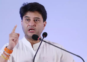 “ചൂടിനെ മറികടക്കാന്‍ ഉള്ളി പോക്കറ്റിലിട്ടാല്‍ മതി”, 51 ഡിഗ്രി ചൂടിൽ പോലും ഞാന്‍ എസി ഉപയോഗിക്കാറില്ലെന്ന് കേന്ദ്രമന്ത്രി ജ്യോതിരാദിത്യ സിന്ധ്യ