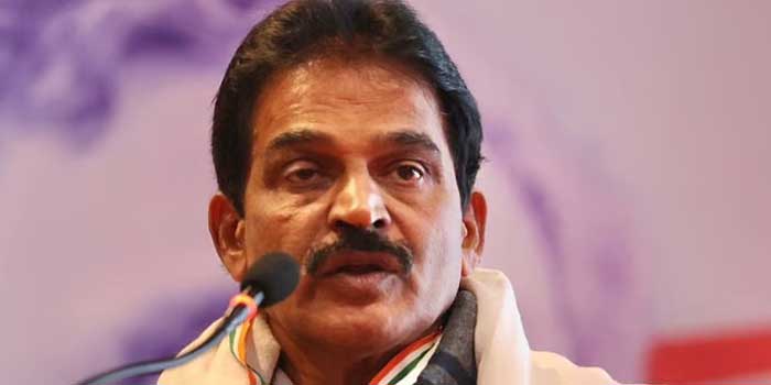 വേണമെങ്കിൽ മുഖ്യമന്ത്രി സ്ഥാനത്തിന് അരക്കൈ നോക്കാൻ കെ.സി തയാർ!! ഇരിക്കൂറിൽ നിന്ന് മത്സരിക്കും, എംഎൽഎ കസേര ഒഴിഞ്ഞുകൊടുക്കാനൊരുങ്ങി സജീവ് ജോസഫ്?, സ്വന്തം പിആറിനായി കോടികൾ വേണുഗോപാൽ ചെലവാക്കി- എതിരാളികൾ, വി ഡി സതീശനായും സമൂഹ മാധ്യമങ്ങളിൽ മുറവിളി