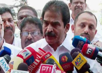 സിപിഎമ്മിൽ പിണറായി മുഖ്യമന്ത്രി സ്ഥാനത്ത് നിന്ന് മാറണമെന്ന് പറഞ്ഞാൽ പറഞ്ഞവൻറെ സ്ഥിതി എന്താകും? കോൺഗ്രസ് ജനാധിപത്യ പാർട്ടിയാണ്, അവിടെ ആർക്കും അഭിപ്രായം പറയാം ,ചെന്നിത്തല മുഖ്യമന്ത്രിയാകണമെന്ന കെ സുധാകരൻറെ അഭിപ്രായത്തിൽ തെറ്റില്ല- കെസി വേണു​ഗോപാൽ