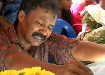 എന്നോട് പറഞ്ഞിട്ടാണ് അവൻ ലോണ്‍ ആപ്പില്‍ നിന്ന് പണമെടുത്തത്,  അത് ഞങ്ങൾ അടക്കുമായിരുന്നല്ലോ, ഒരു ജീവൻ കൊണ്ടല്ലേ ഇവര് കളിച്ചത്,  ആ മെഡിക്കൽ കോളജ്  എല്ലാവരെയും അടിമകളായി കാണുന്ന സ്ഥലമാണ്, അവിടെ എന്ത് നടന്നാലും വെളിയിൽ അറിയില്ല, മോന്റെ ശരീരത്തില്‍ വീണു മരിച്ച ഒരടയാളവുമില്ല, അവനം കൊന്ന് കൊണ്ടിട്ടതാണ്- നിതിൻ രാജിന്റെ അച്ഛൻ