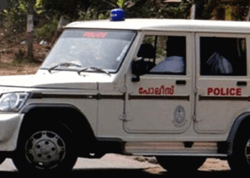 അളവിൽ കവിഞ്ഞ് വെടി മരുന്ന്; പാറമേക്കാവിൻ്റെ പടക്കനിർമാണശാല ഉടമയ്ക്കെതിരെ കേസ്