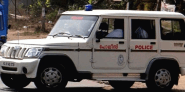 അളവിൽ കവിഞ്ഞ് വെടി മരുന്ന്; പാറമേക്കാവിൻ്റെ പടക്കനിർമാണശാല ഉടമയ്ക്കെതിരെ കേസ്