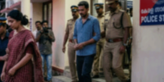 അയൽക്കാരനുമായി രഹസ്യബന്ധം; പെട്ടെന്നൊരു നാൾ മകളെ കാണാനില്ല; ‘അവൾ ഒരാൾക്കൊപ്പം തമിഴ്നാട്ടിലേക്ക് പോയെന്ന്‘ കള്ളം; എല്ലാം പൊളിഞ്ഞു; വഴിവിട്ട ബന്ധത്തിന് എതിരുനിന്ന 16 കാരിയെ കിണറ്റിൽ കല്ല് കെട്ടി താഴ്ത്തി കൊന്നു; അമ്മയ്ക്കും കാമുകനും ജീവപര്യന്തം