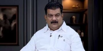 ആന്റി പിണറായി തരംഗം ആഞ്ഞുവീശും, ധർമടത്തും ഭൂരിപക്ഷം 10000ത്തിലോ അതിന് താഴെയോ വരാം!! മലബാറിൽ 60/ 40.  മധ്യകേരളത്തിൽ 32/ 21, തെക്കൻ കേരളത്തിൽ 48/ 25 സീറ്റും യുഡിഎഫ് നേടും…ബേപ്പൂർ പിവി അൻവർ തന്നെ തൂക്കും!! മലപ്പുറം വയനാട് ജില്ലകളിൽ മുഴുവൻ സീറ്റുകളും യുഡിഎഫിനു തന്നെ- സർവേയുമായി പി വി അൻവർ